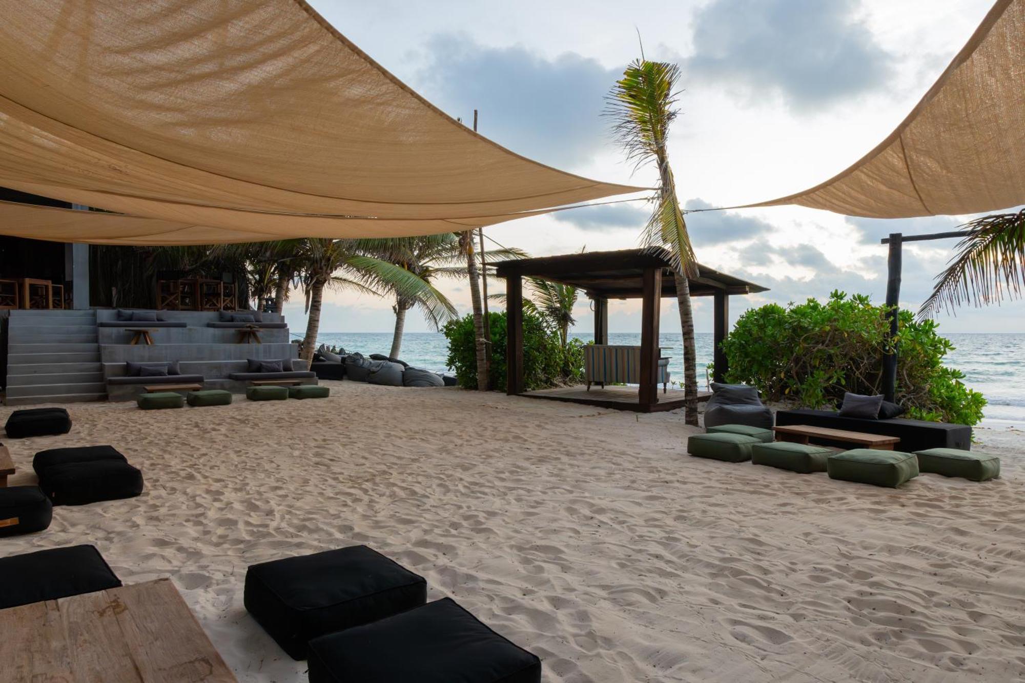 Umi Tulum Hotel Екстериор снимка