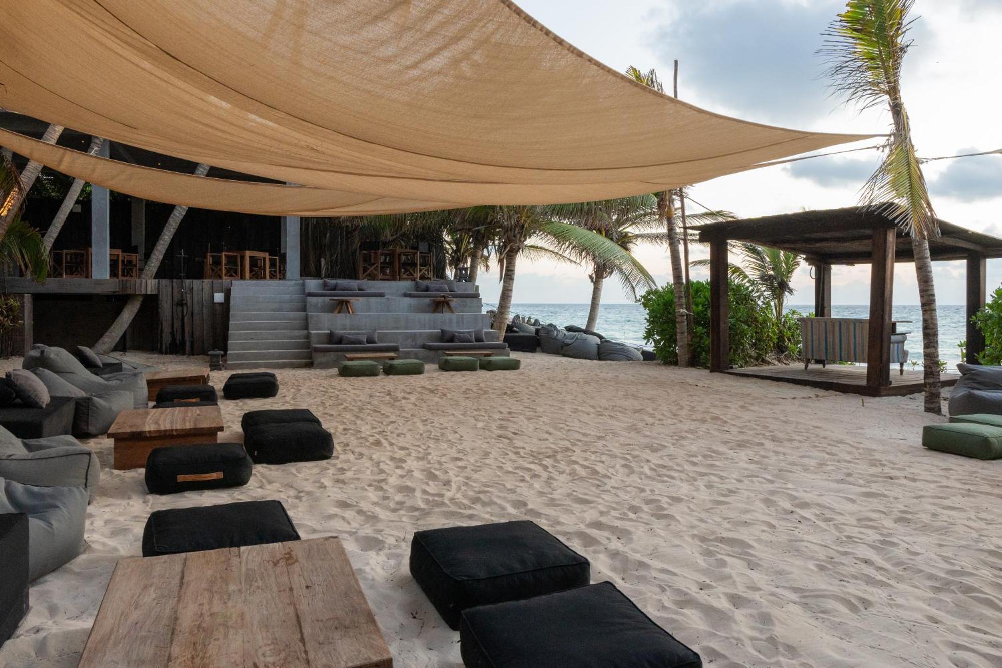 Umi Tulum Hotel Екстериор снимка